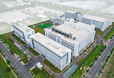 康地恩 · 在中國